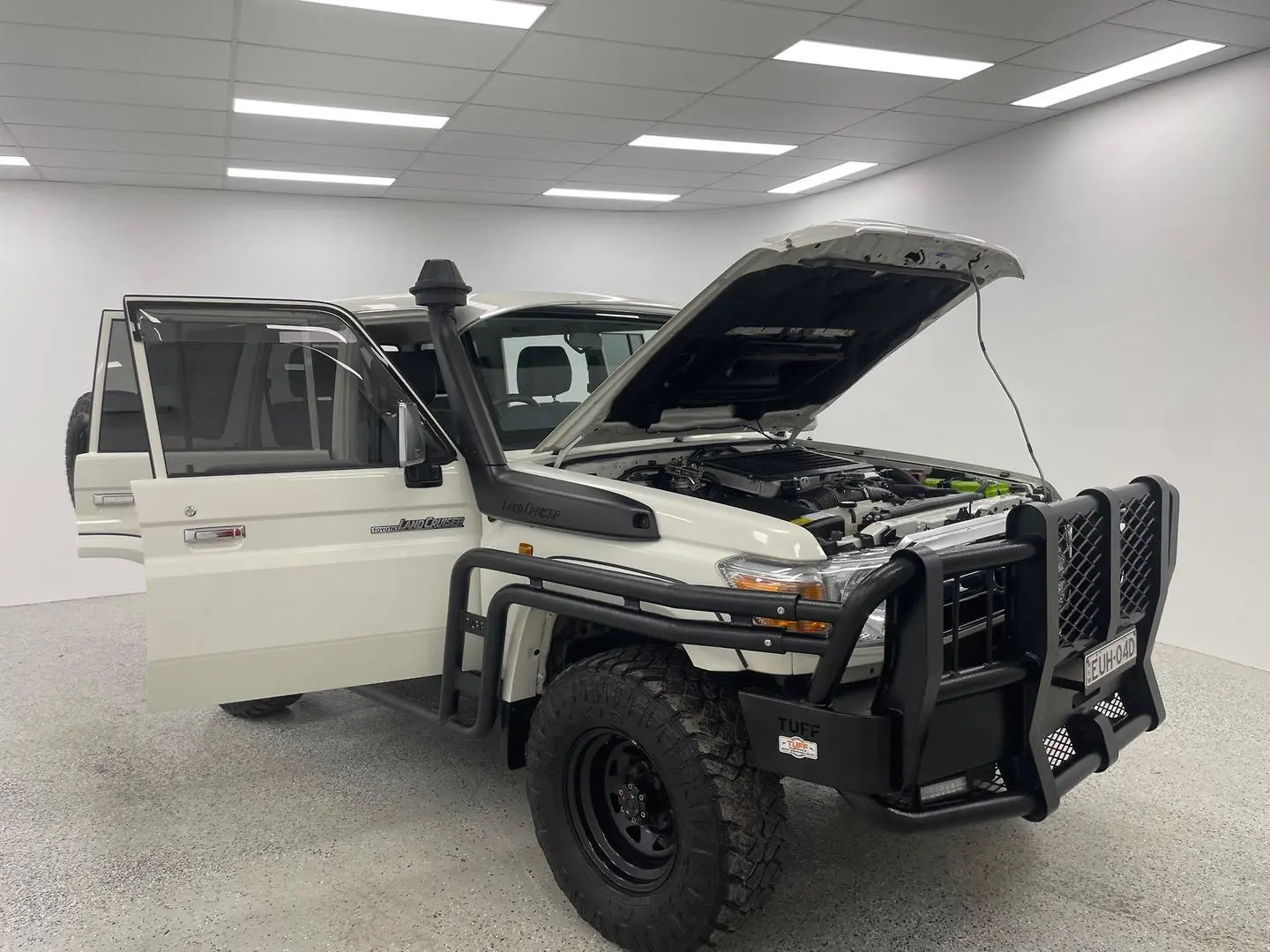 2022 Toyota Landcruiser Gallery Image 14