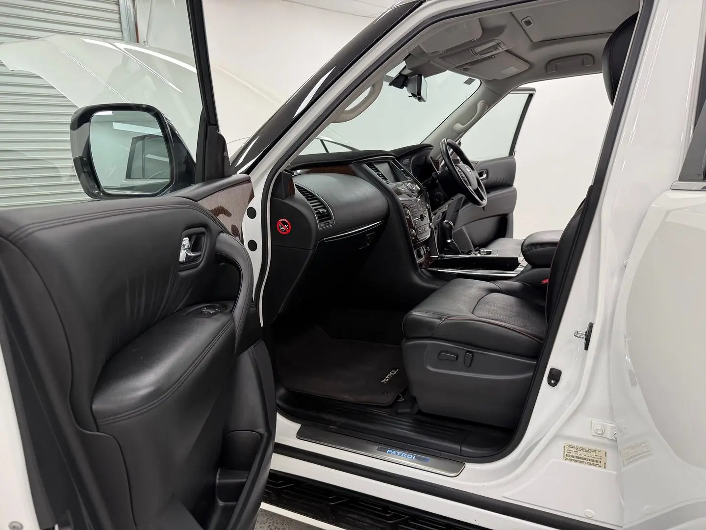 2020 Nissan Patrol Gallery Image 10