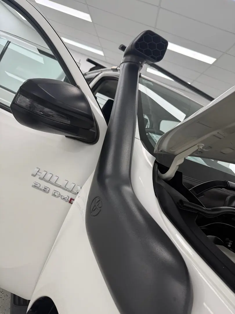 2023 Toyota Hilux Gallery Image 24