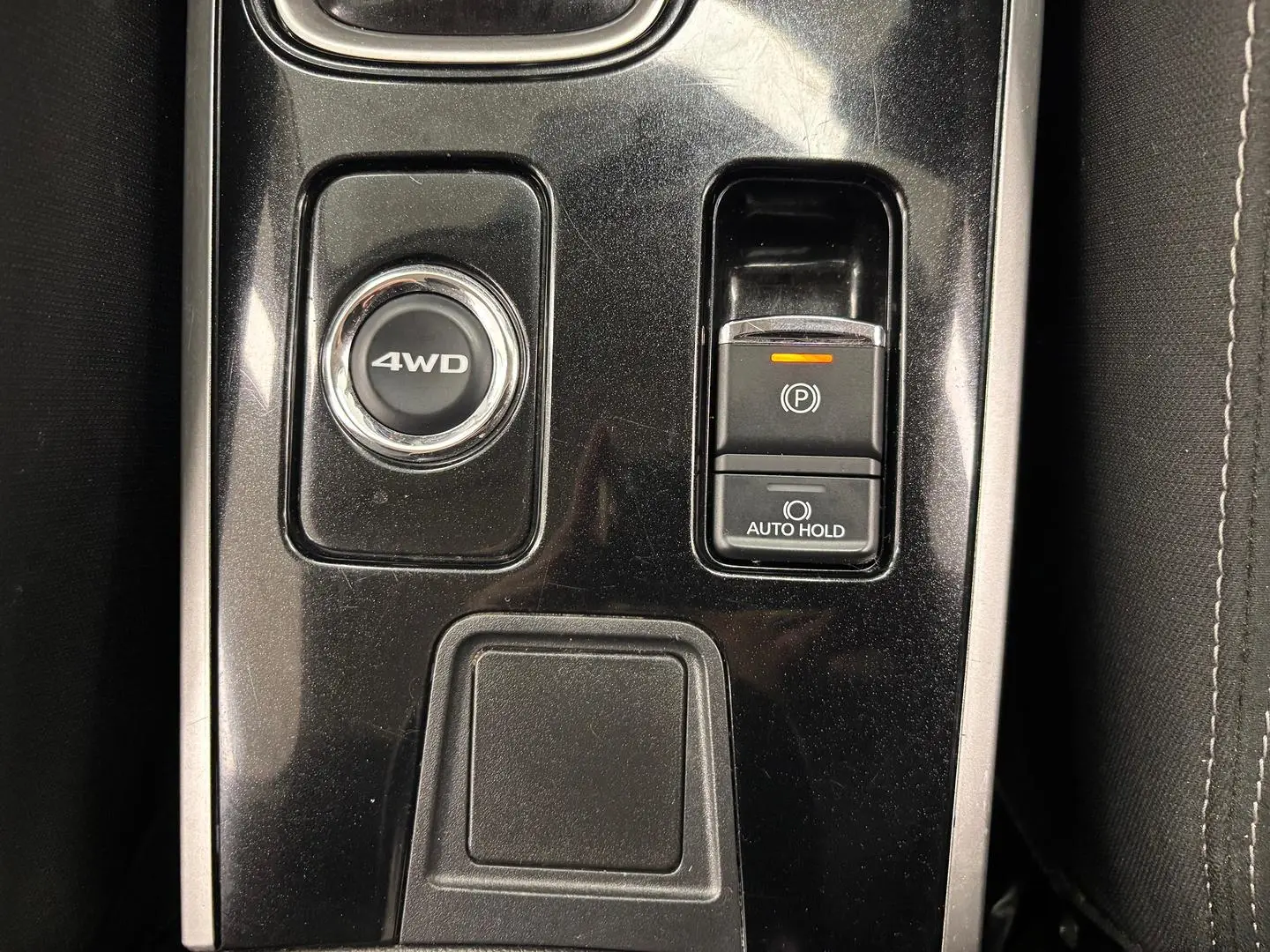 2017 Mitsubishi Outlander Gallery Image 33