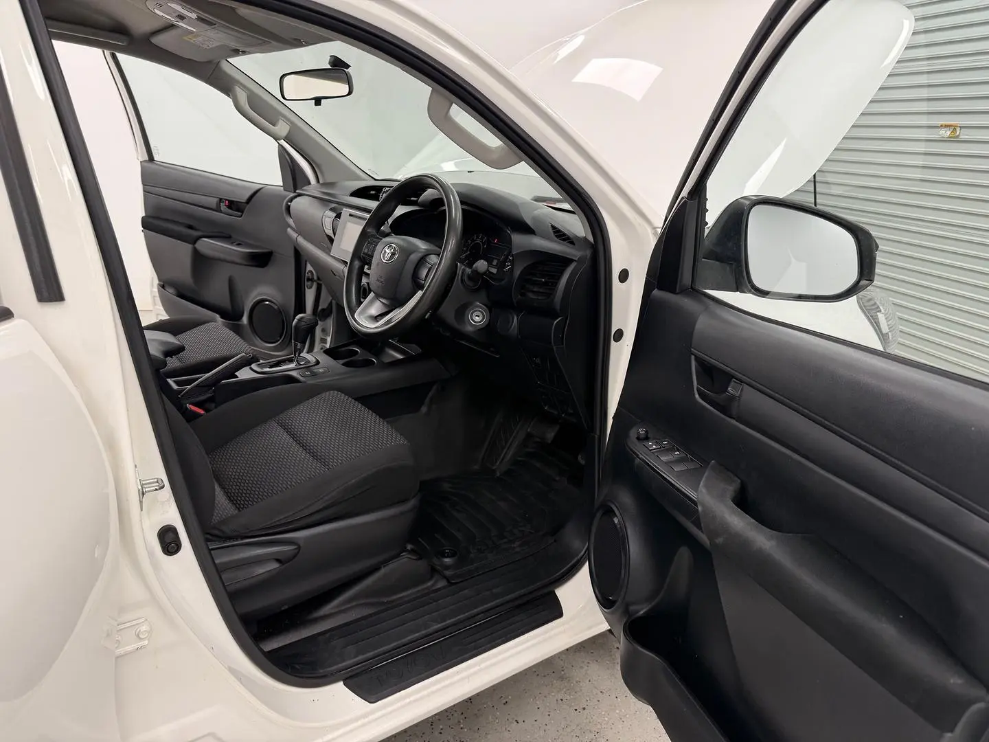 2018 Toyota Hilux Gallery Image 20