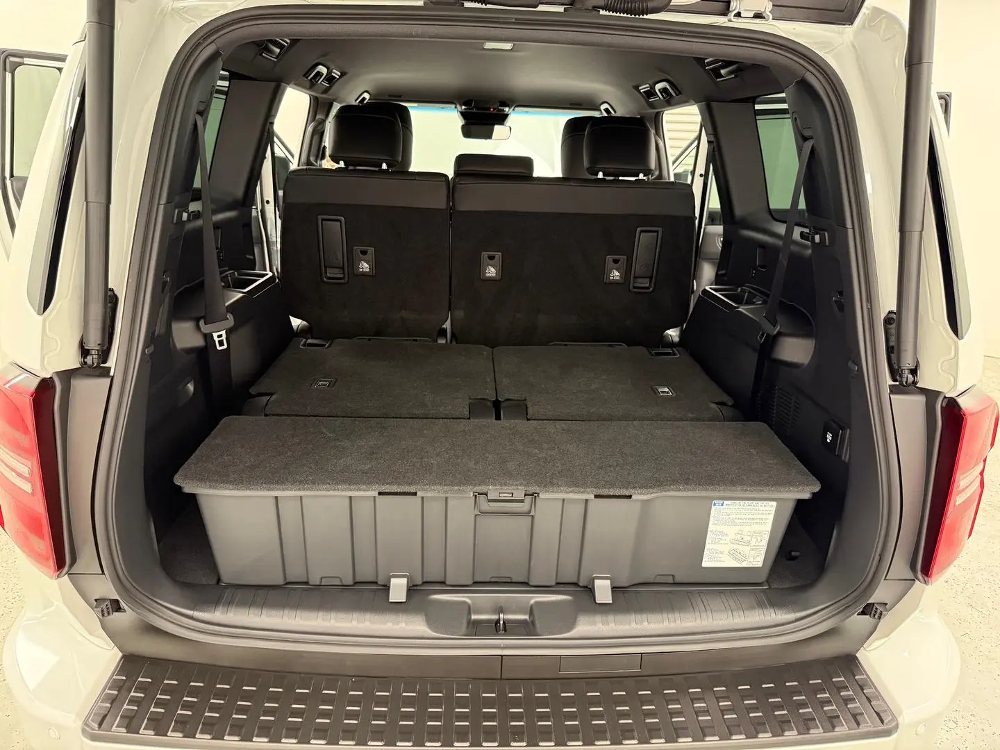 2024 Toyota Landcruiser Prado Gallery Image 20