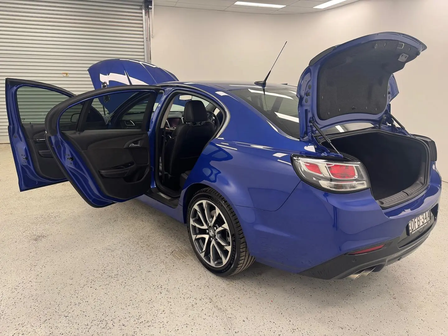 2016 Holden Commodore Gallery Image 10