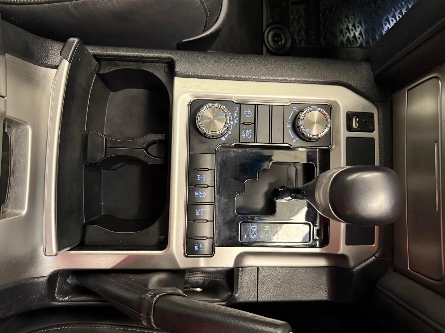 2019 Toyota Landcruiser Gallery Image 35