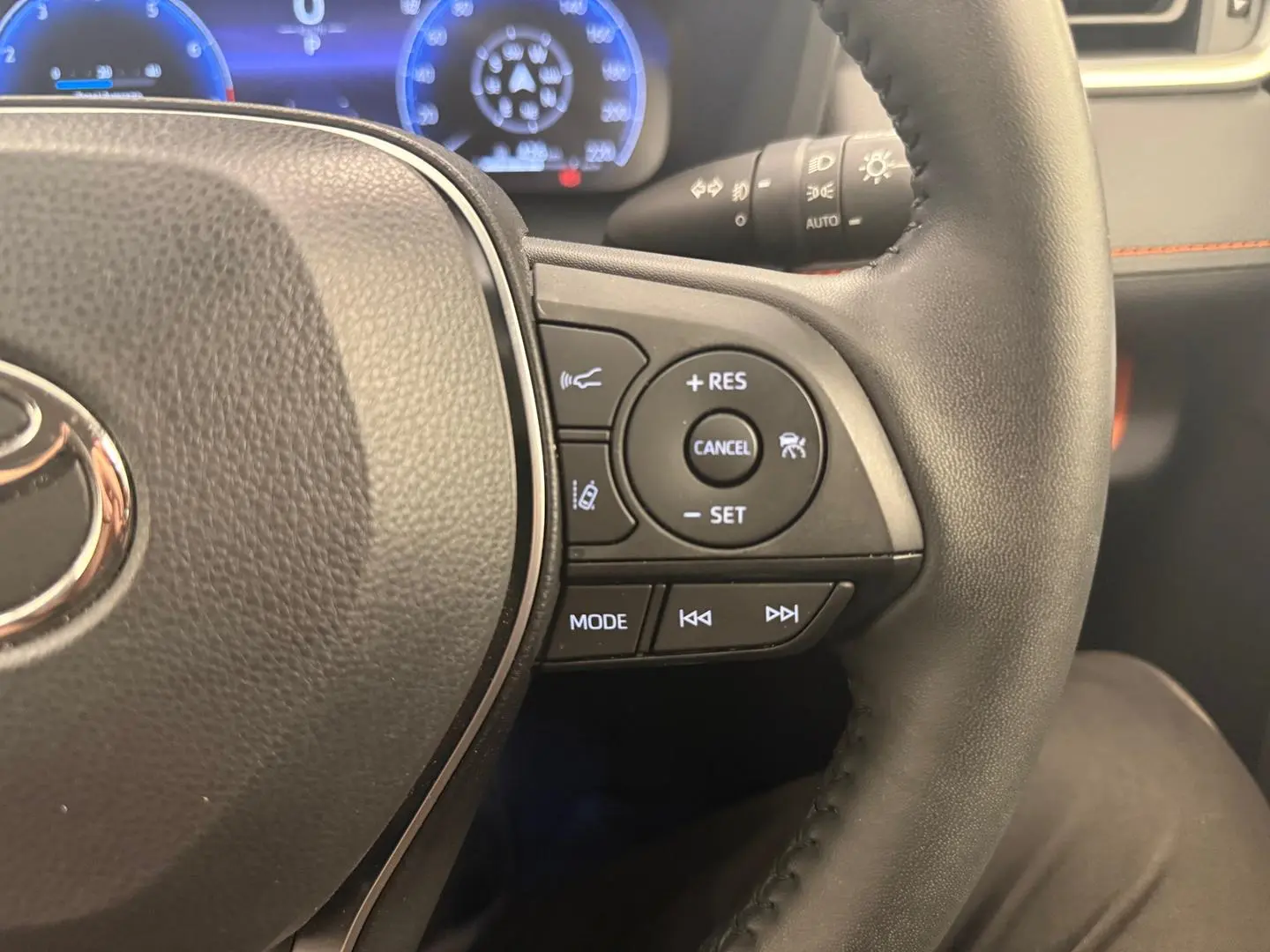 2023 Toyota RAV4 Gallery Image 24