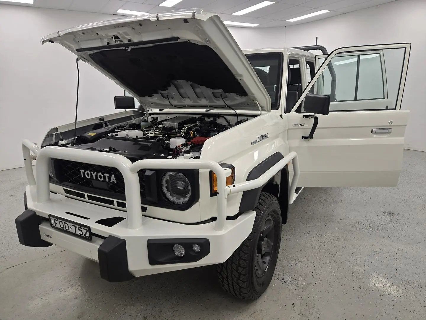 2023 Toyota Landcruiser Gallery Image 14