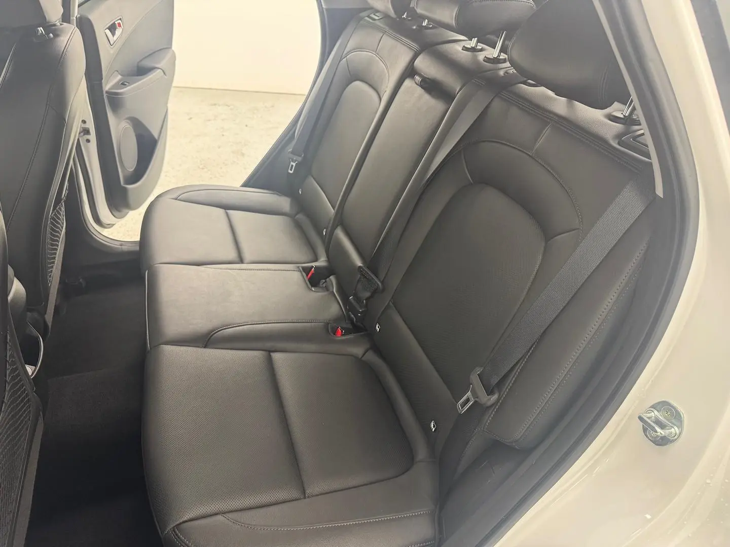 2022 Hyundai Kona Gallery Image 27