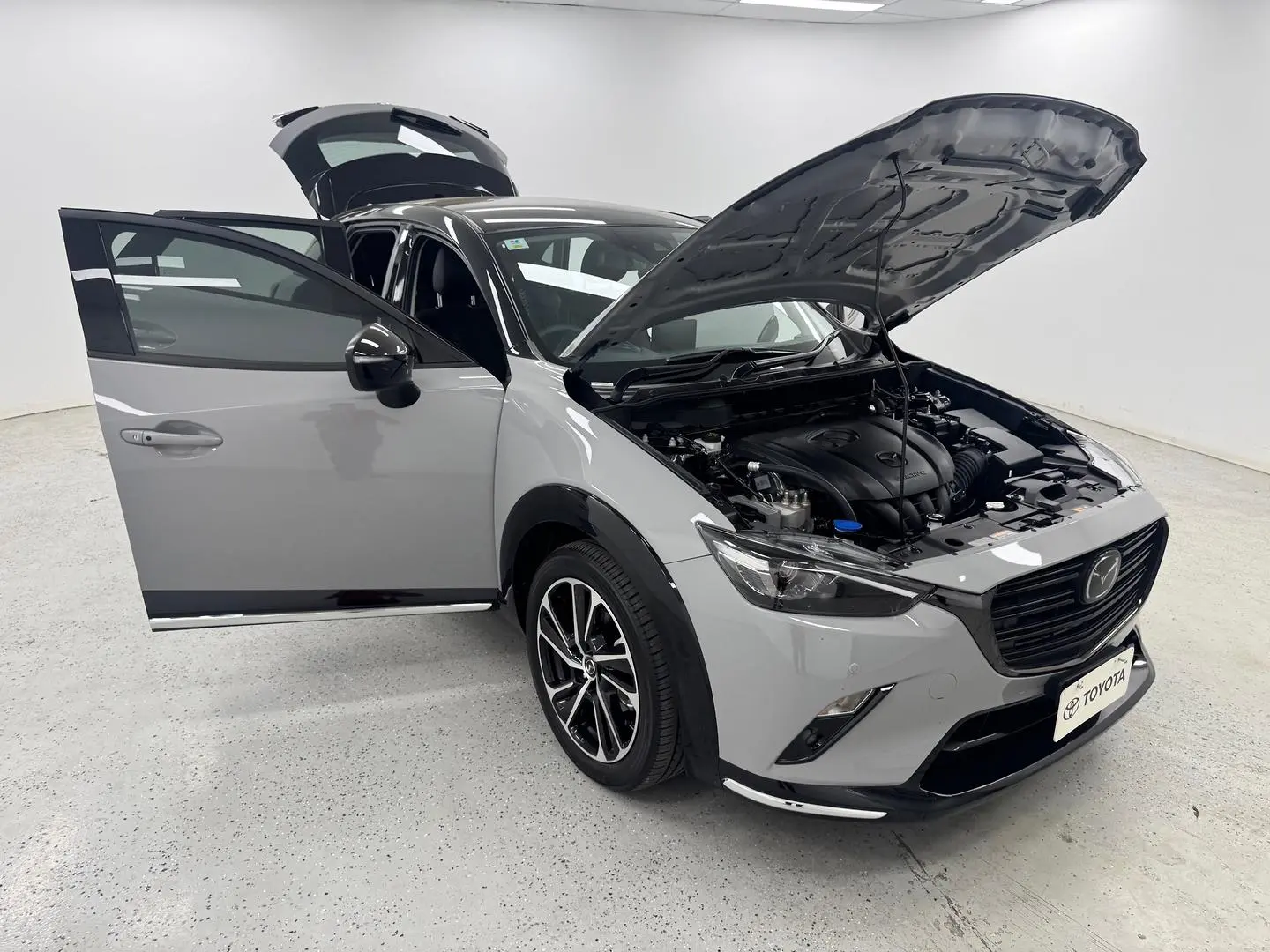 2024 Mazda CX-3 Gallery Image 9