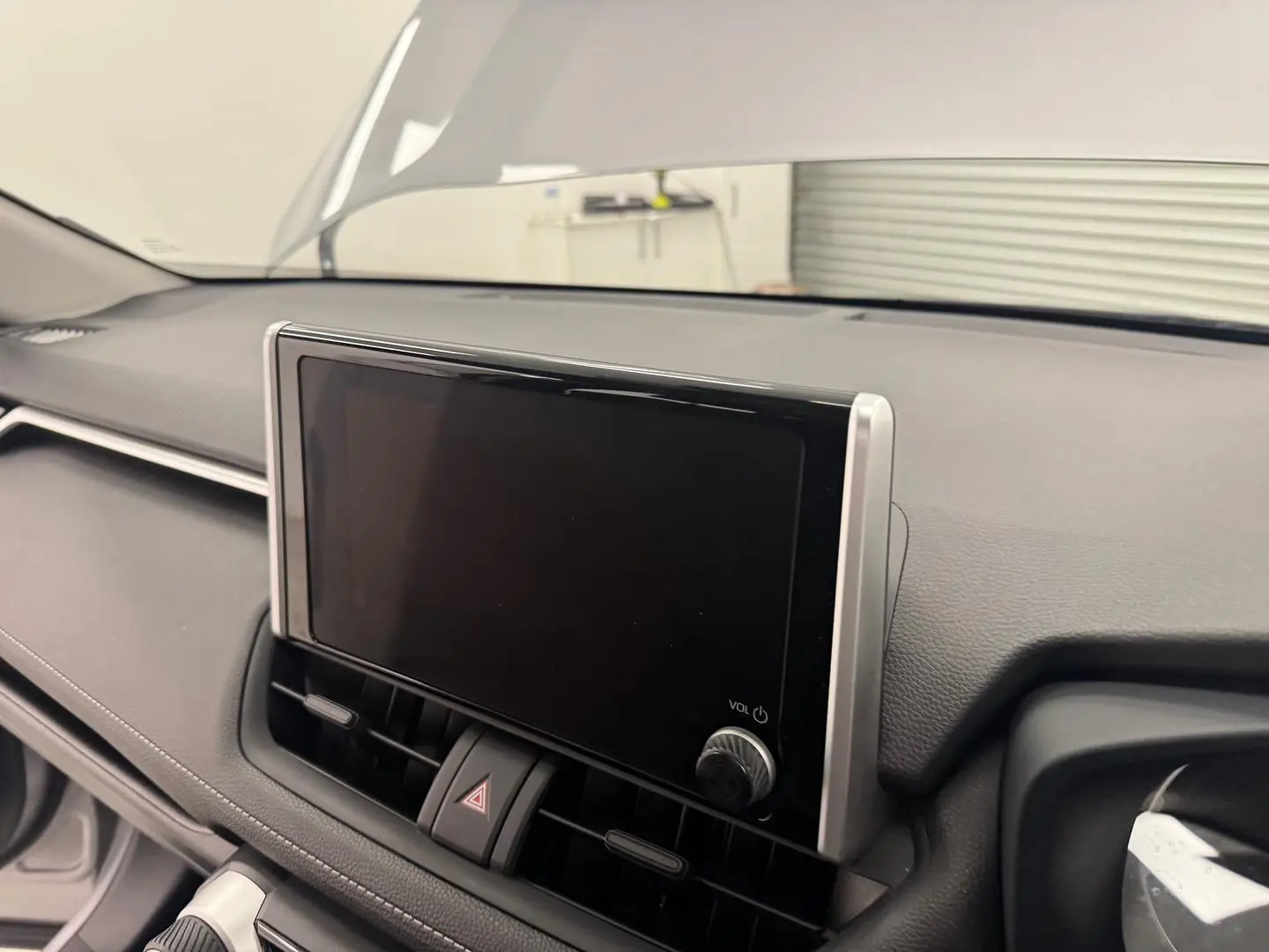 2024 Toyota RAV4 Gallery Image 19
