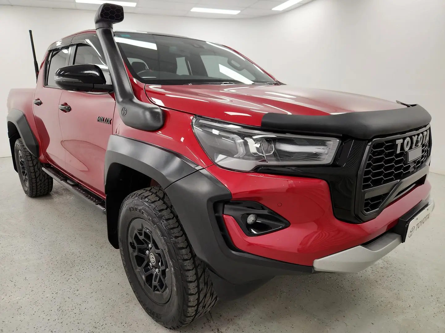 2023 Toyota Hilux Gallery Image 1