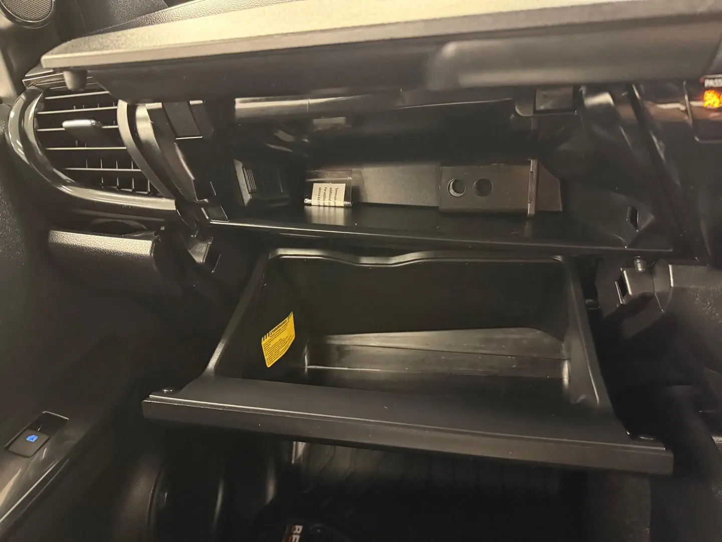 2022 Toyota Hilux Gallery Image 40