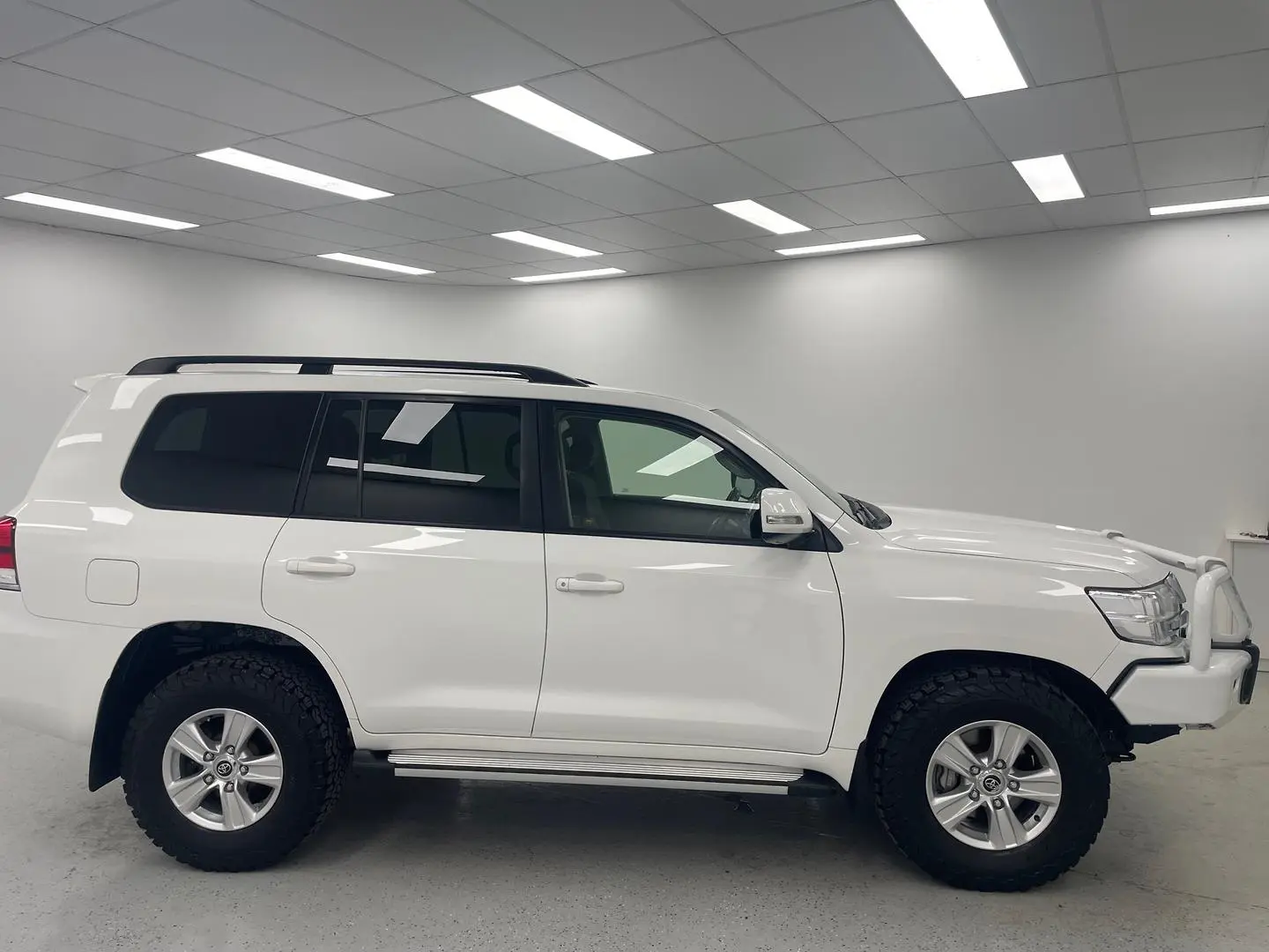 2020 Toyota Landcruiser Gallery Image 2