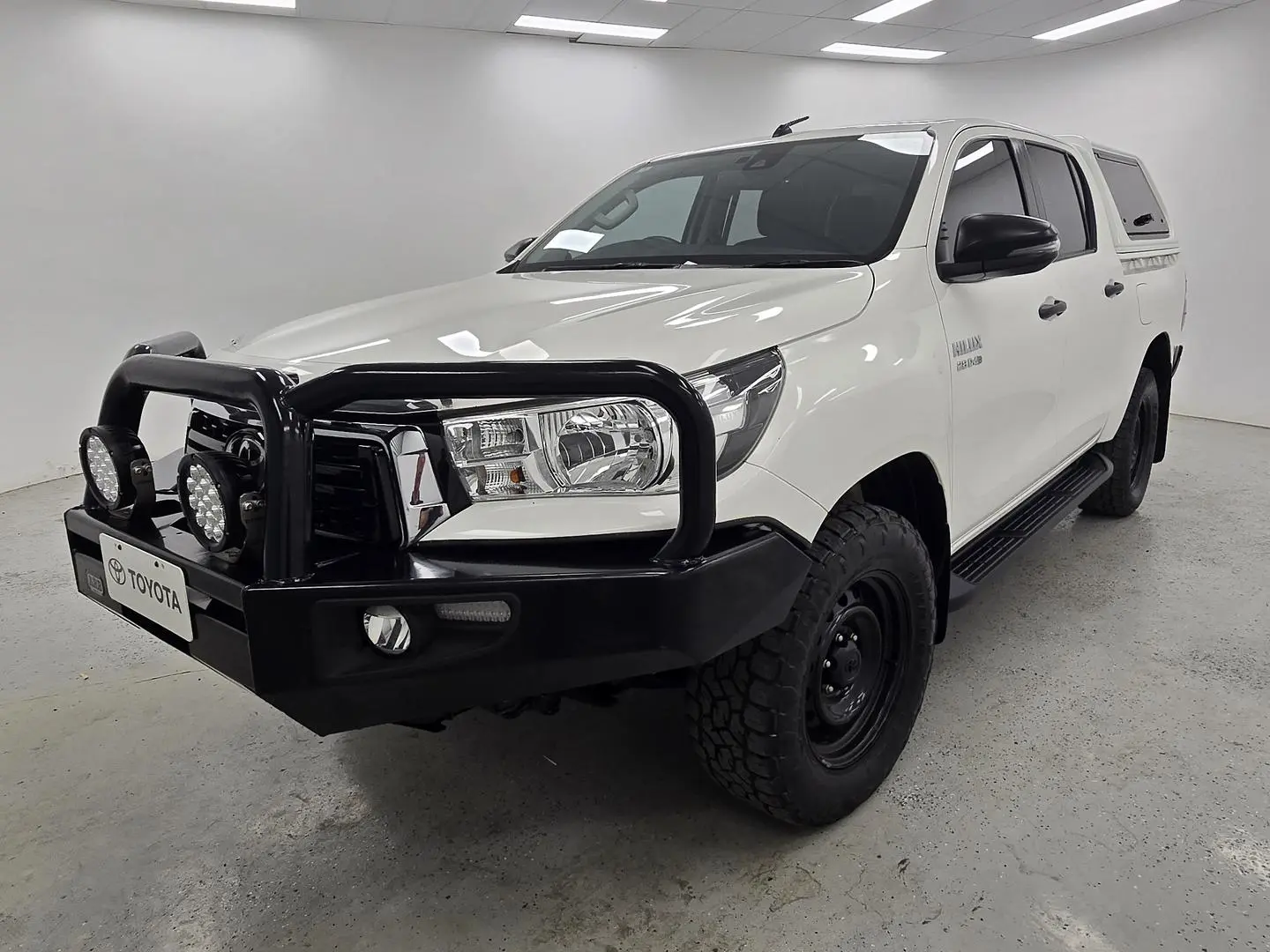 2020 Toyota Hilux Gallery Image 7