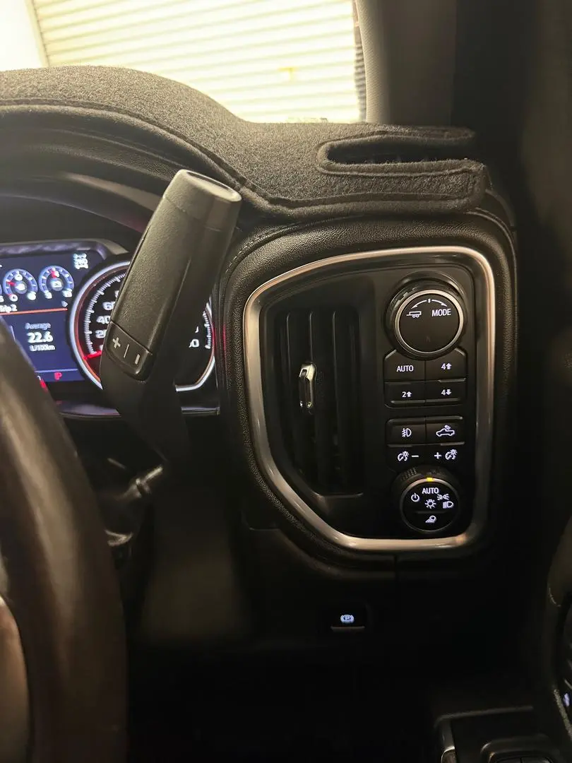 2022 Chevrolet Silverado Gallery Image 26