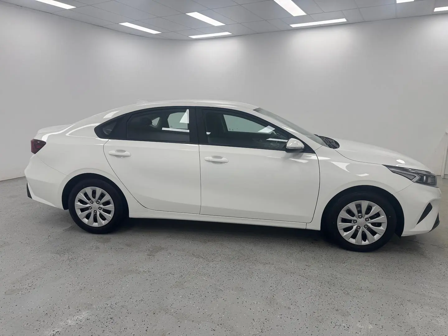 2023 Kia Cerato Gallery Image 2