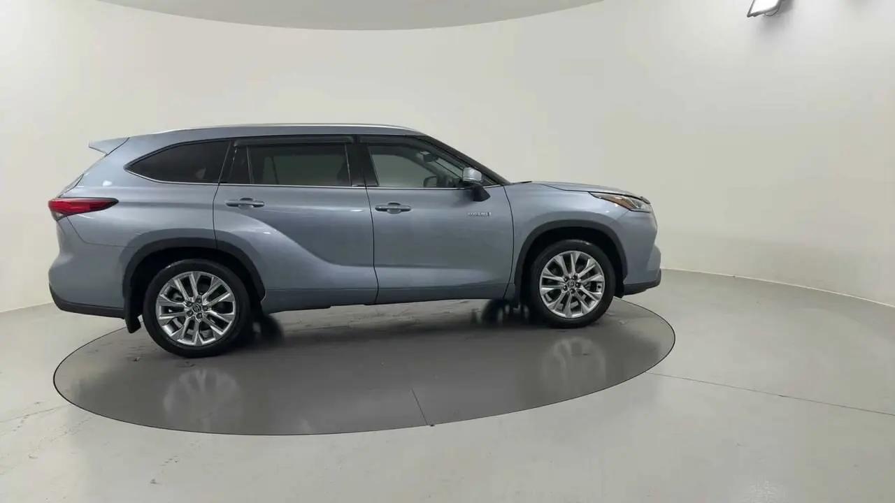 2023 Toyota Kluger Gallery Image 7