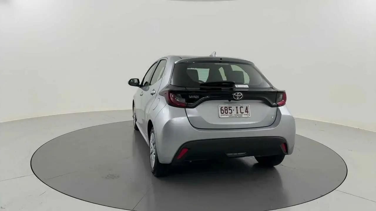 2023 Toyota Yaris Gallery Image 4