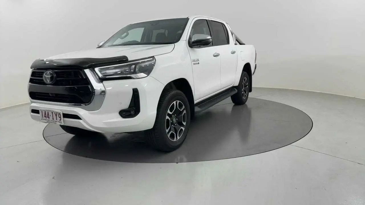 2023 Toyota Hilux Gallery Image 1