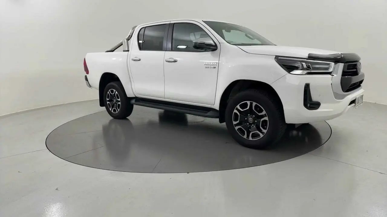 2023 Toyota Hilux Gallery Image 6