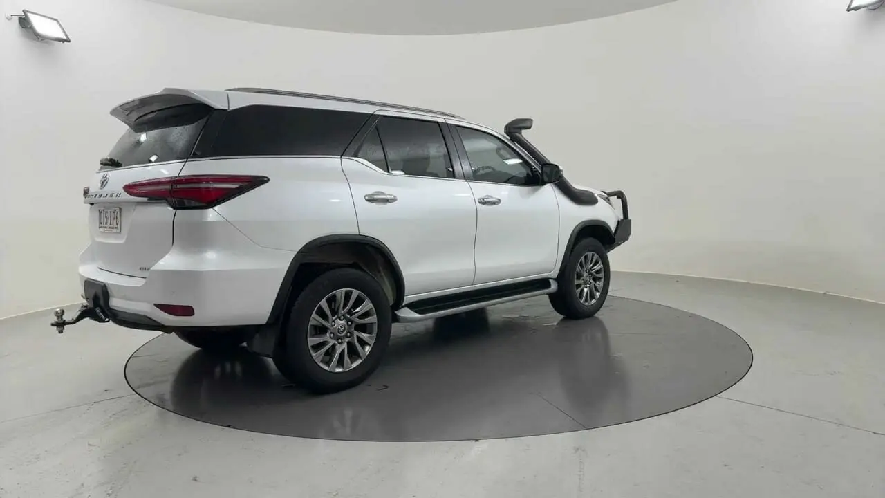 2023 Toyota Fortuner Gallery Image 3