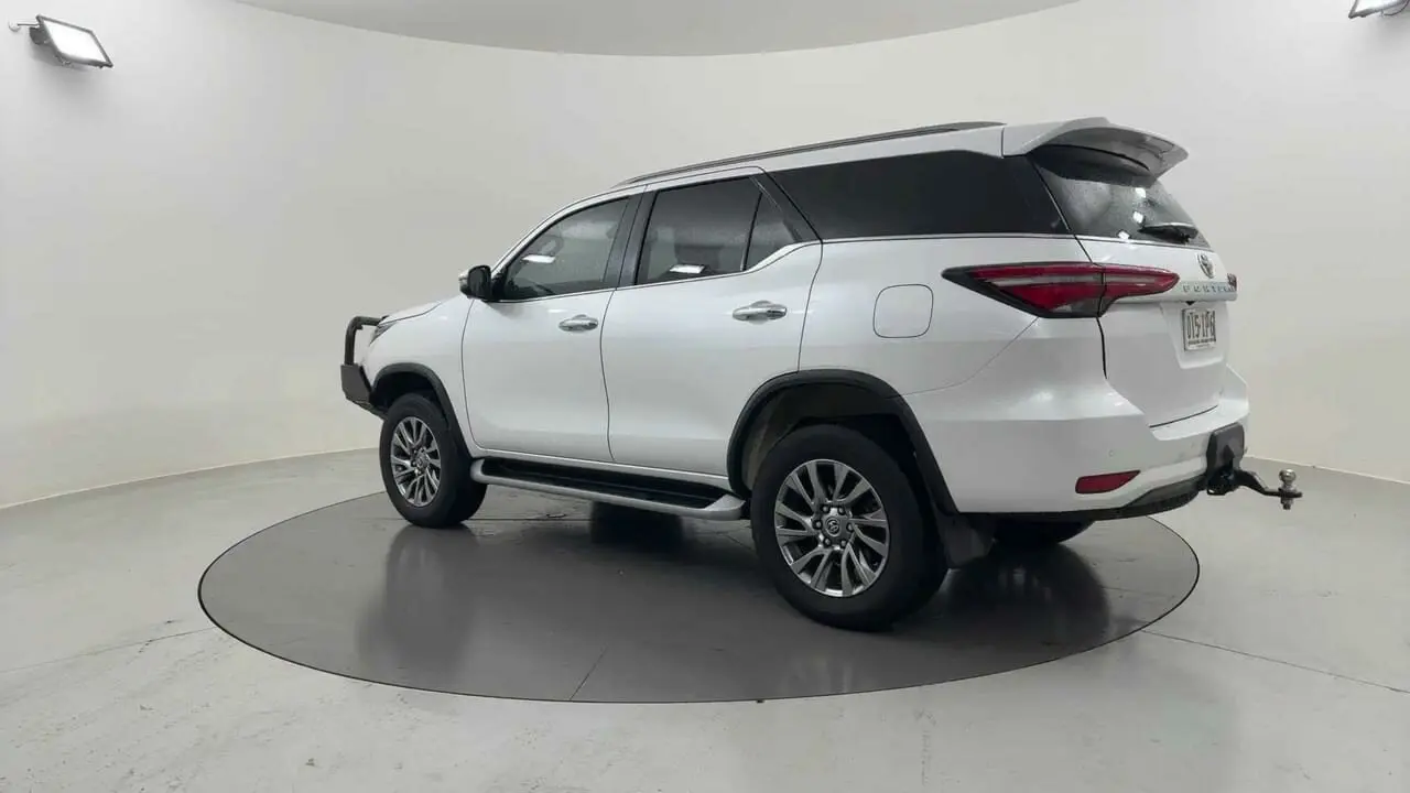 2023 Toyota Fortuner Gallery Image 4