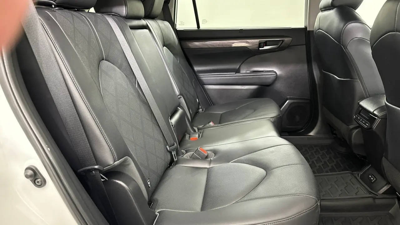 2023 Toyota Kluger Gallery Image 15