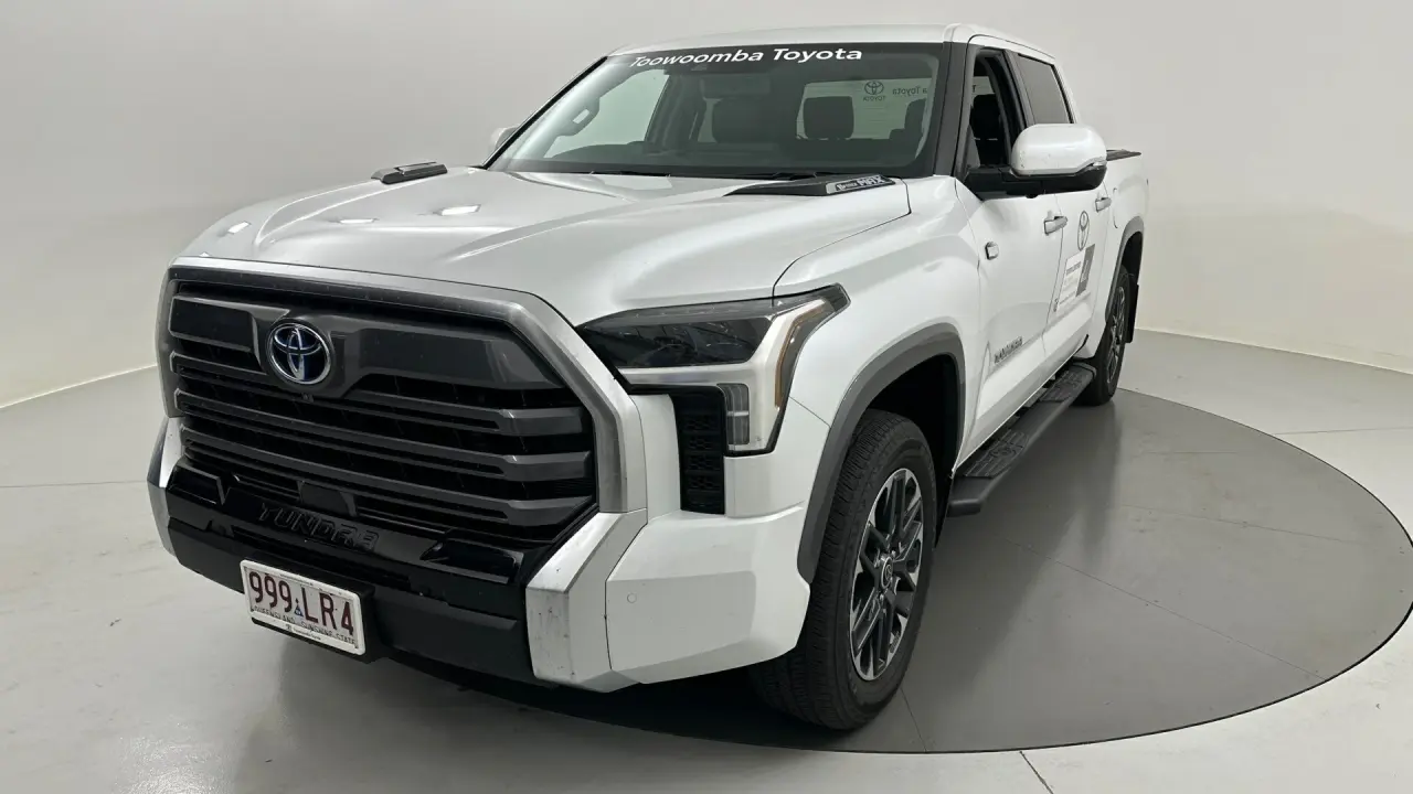 2023 Toyota Tundra Gallery Image 1