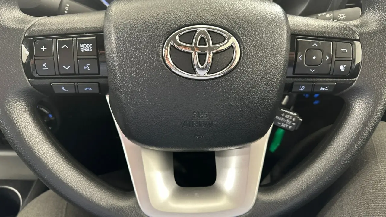 2024 Toyota Hilux Gallery Image 10
