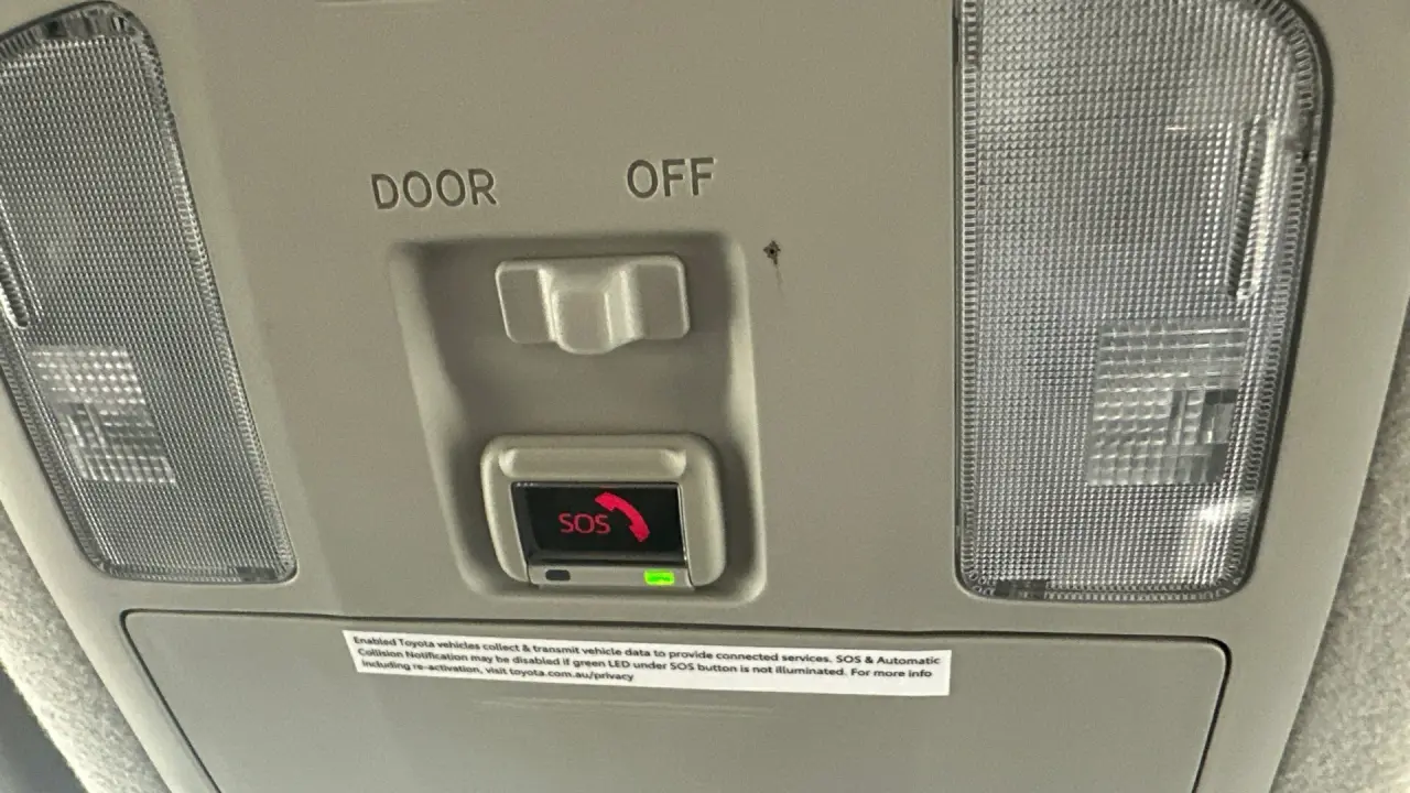 2024 Toyota Hilux Gallery Image 16