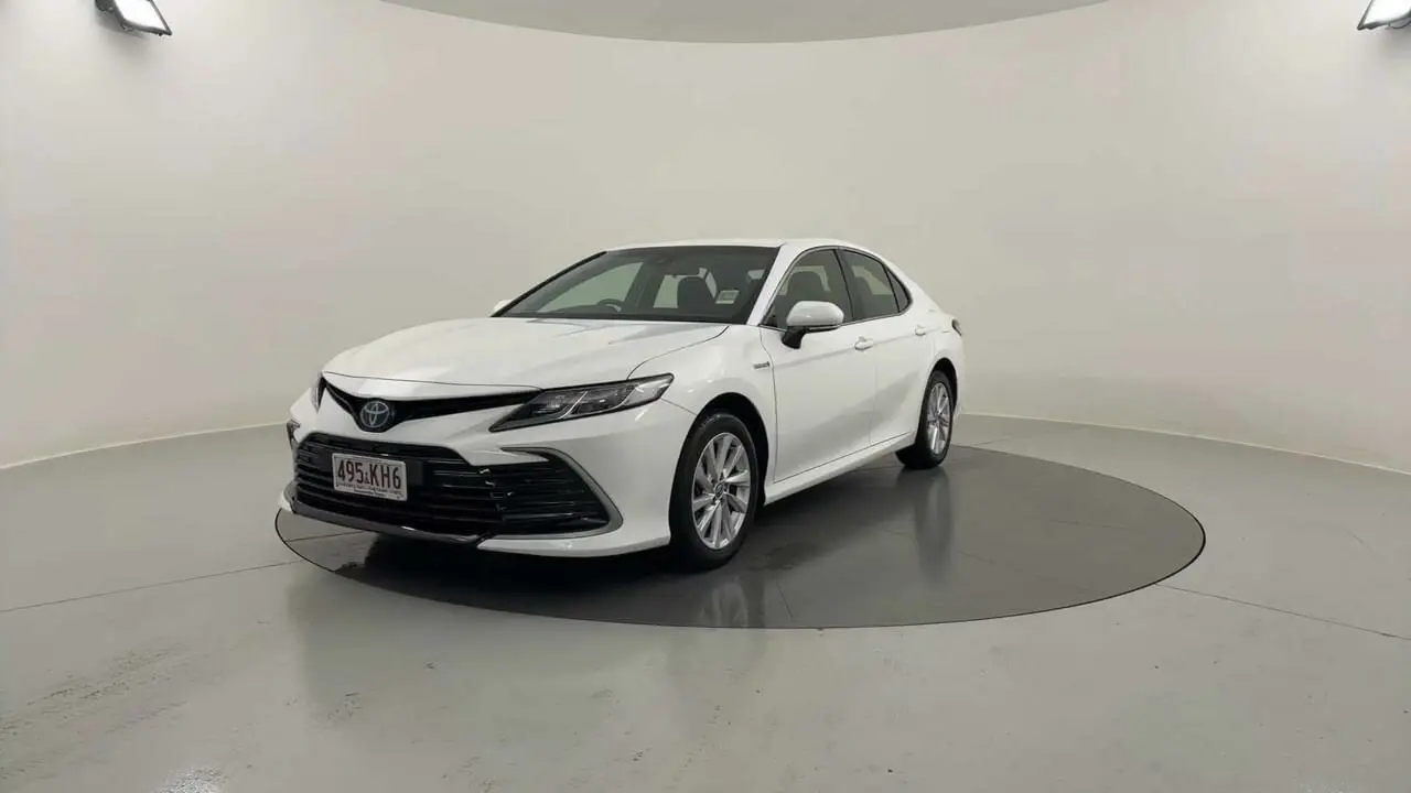 2024 Toyota Camry Gallery Image 1