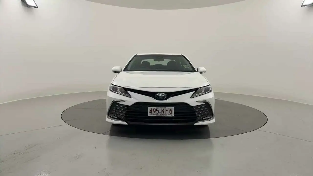 2024 Toyota Camry Gallery Image 8