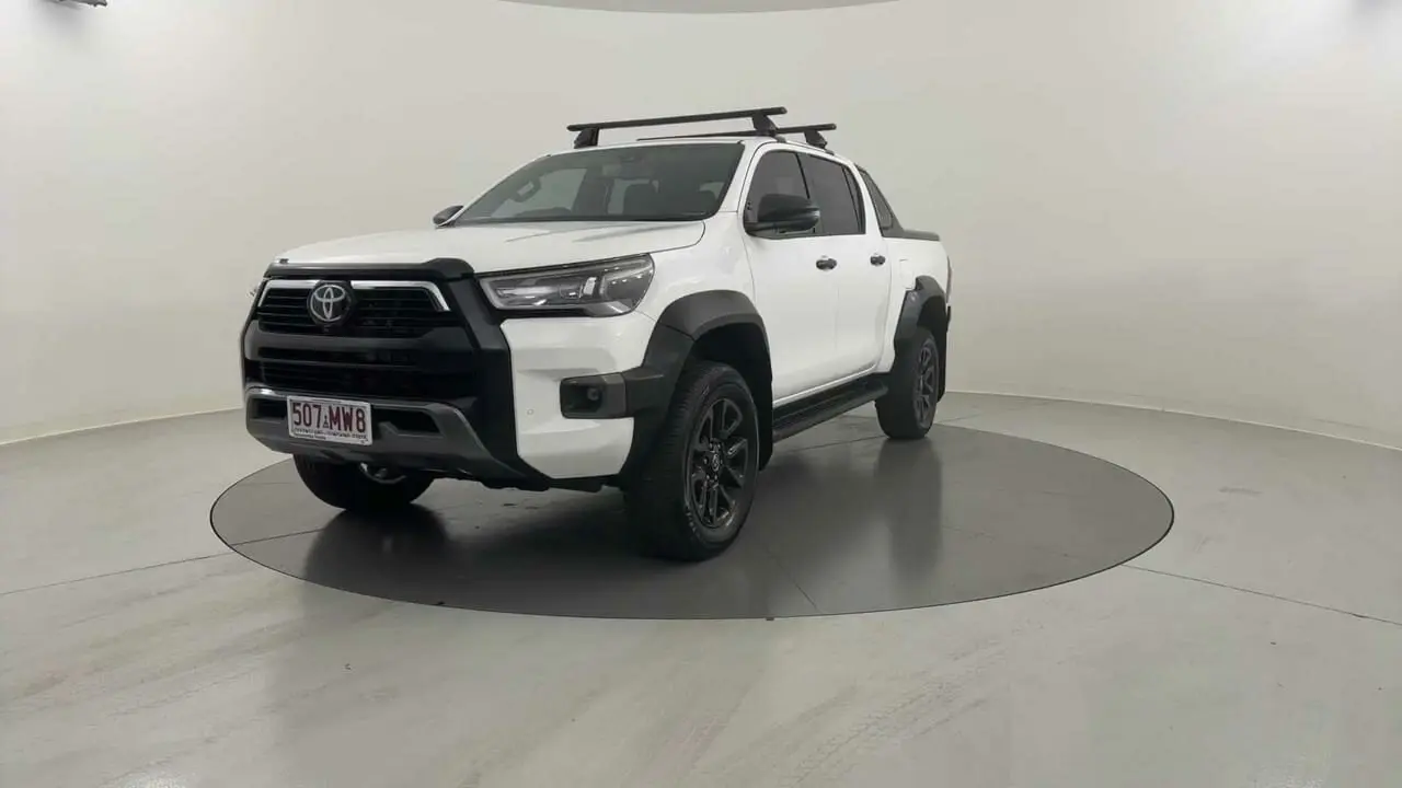 2024 Toyota Hilux Image