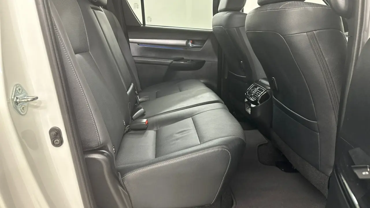 2024 Toyota Hilux Gallery Image 16