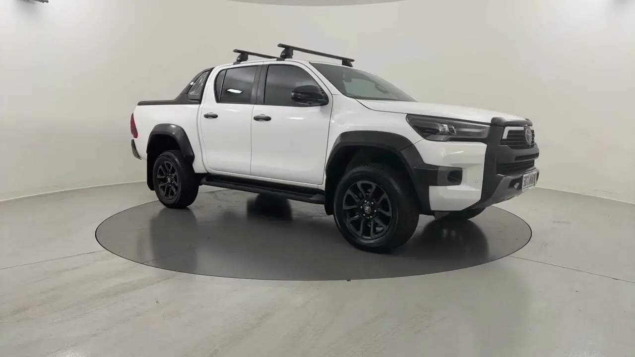 2024 Toyota Hilux Gallery Image 8