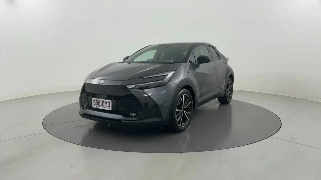 2025 Toyota C-HR Gallery Image 1