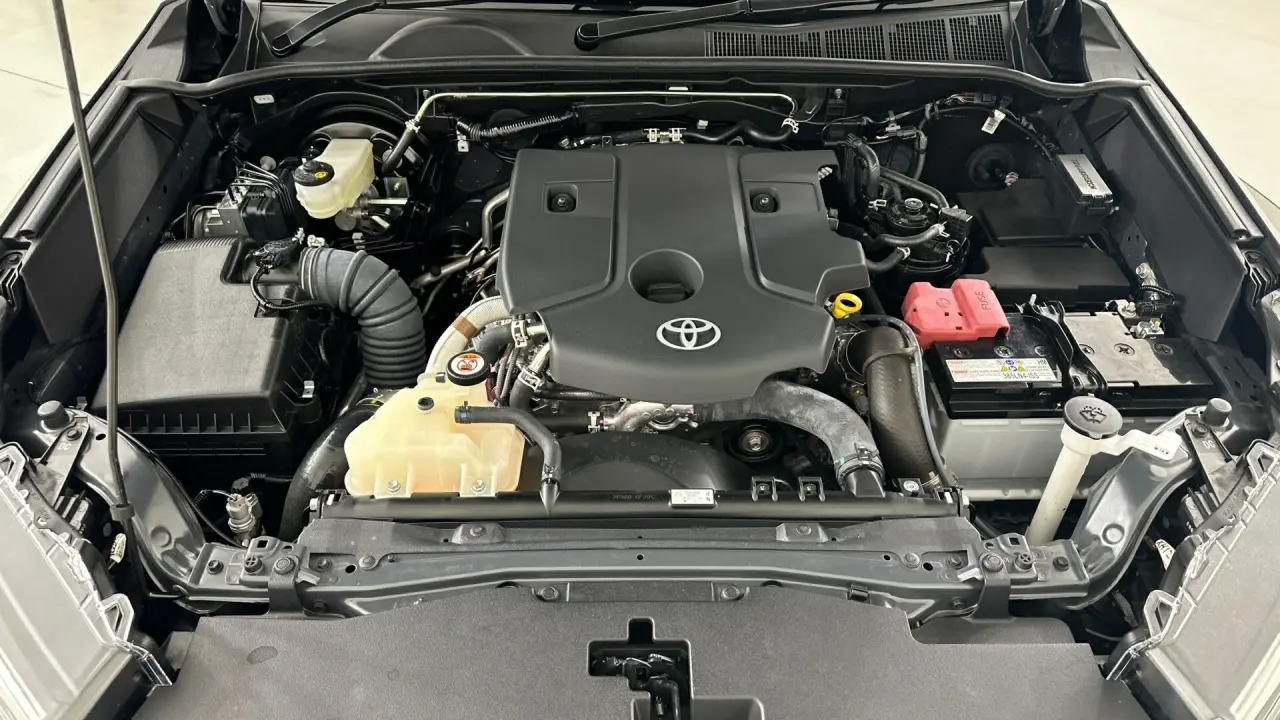 2025 Toyota Hilux Gallery Image 18