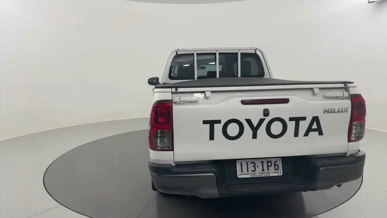 2018 Toyota Hilux Image 5