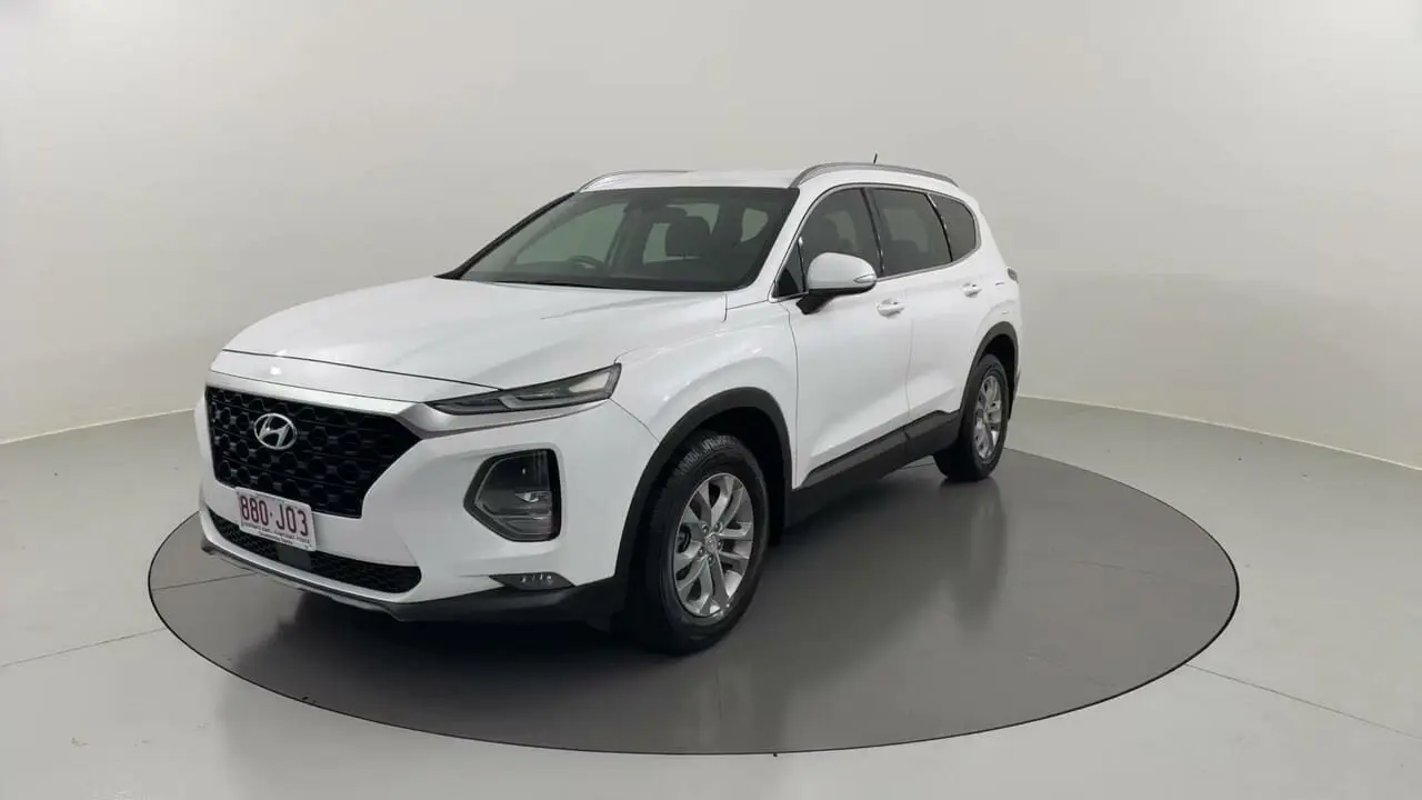 2018 Hyundai Santa Fe Image 1
