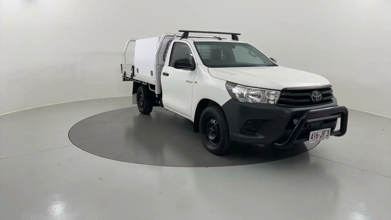 2019 Toyota Hilux Image 4