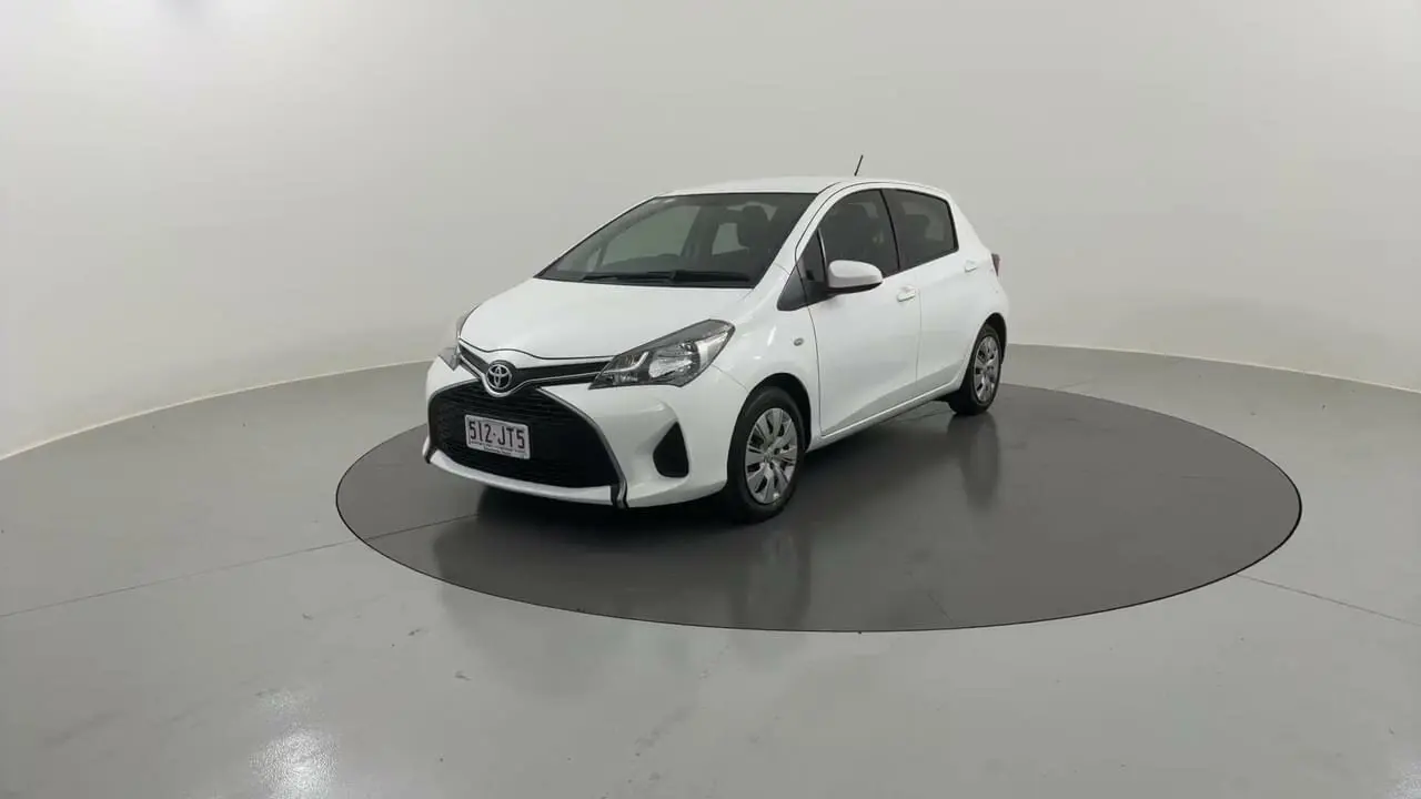 2016 Toyota Yaris Image 1