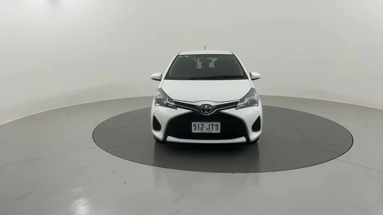 2016 Toyota Yaris Image 5