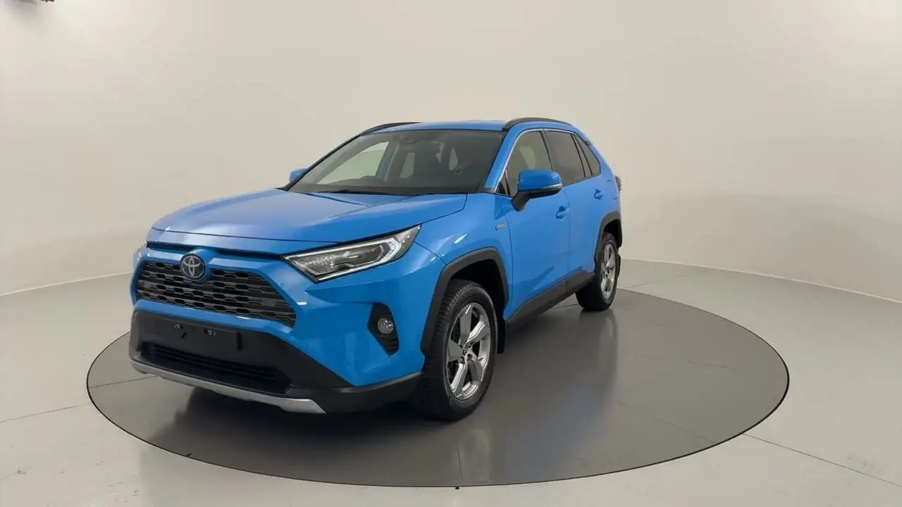 2021 Toyota RAV4 Image 1