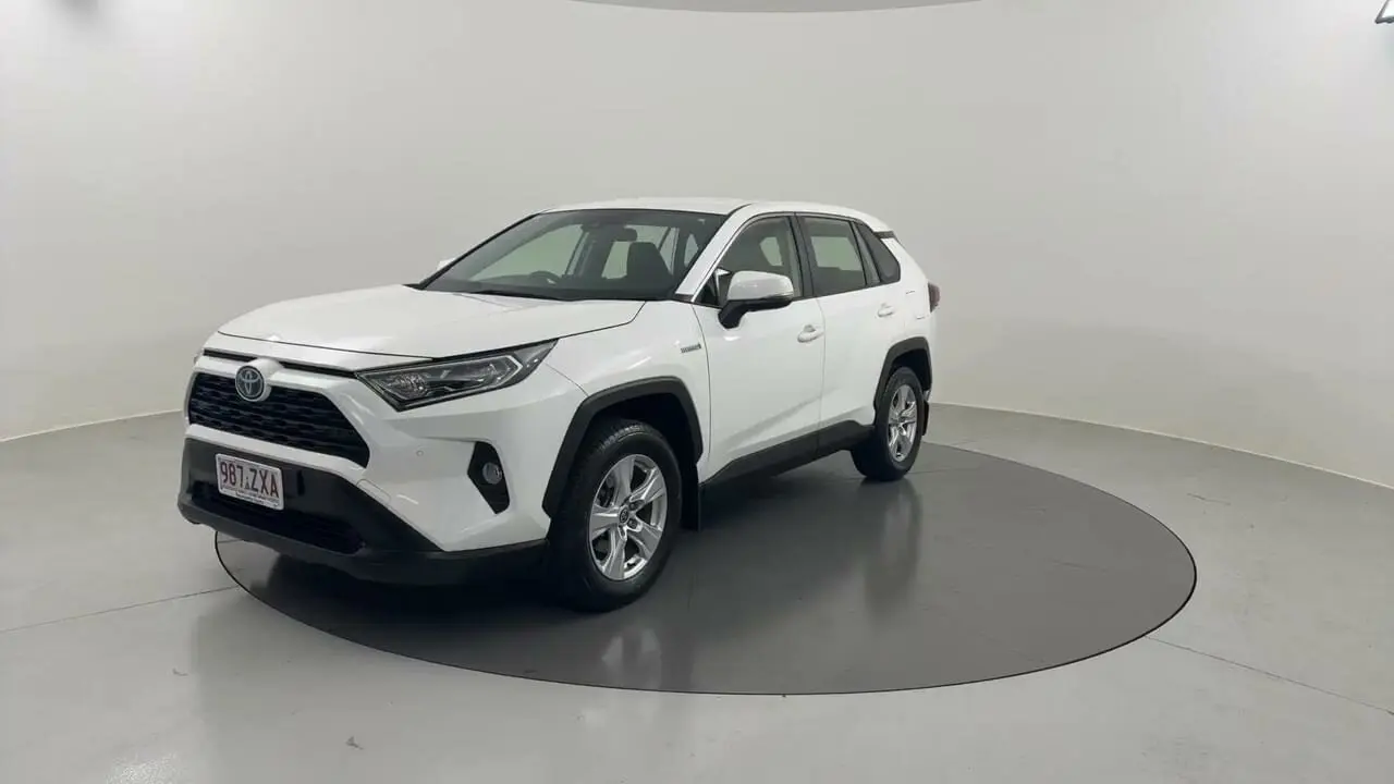 2020 Toyota RAV4 Image 1