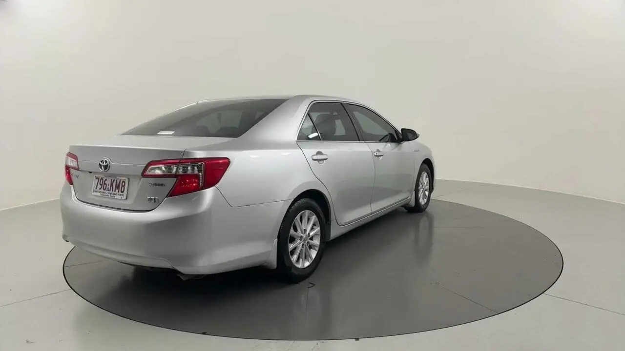 2013 Toyota Camry Image 5