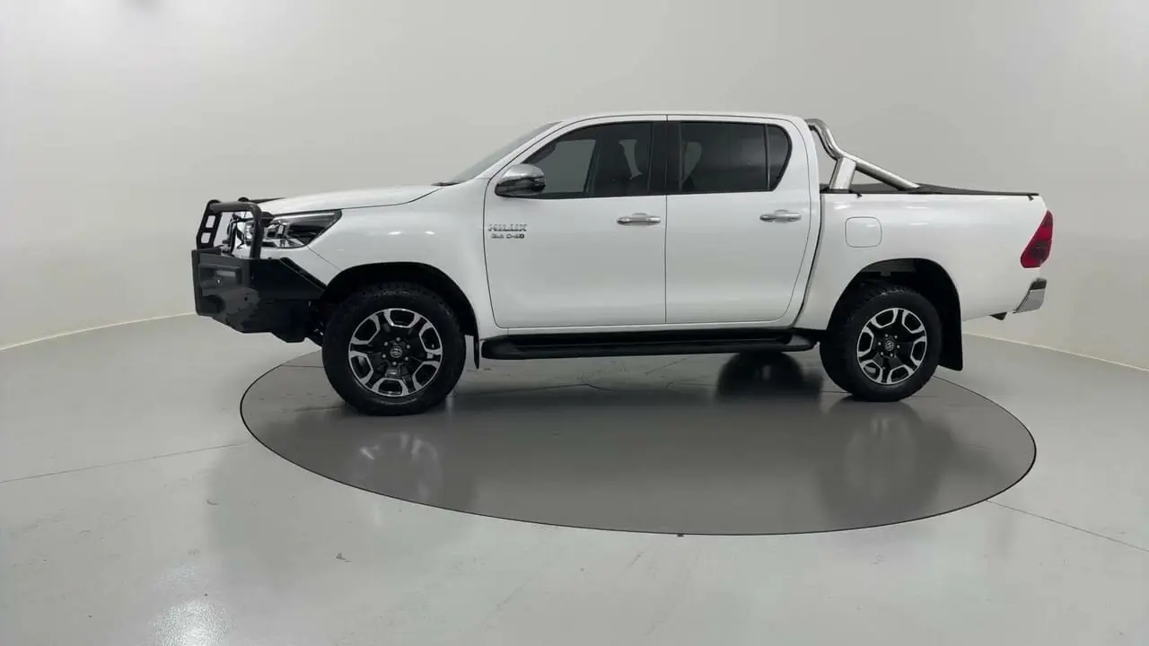 2021 Toyota Hilux Image 3