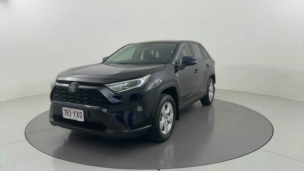 2019 Toyota RAV4 Image 1