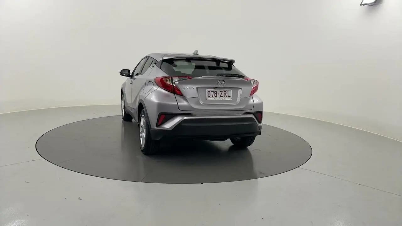 2020 Toyota C-HR Image 4