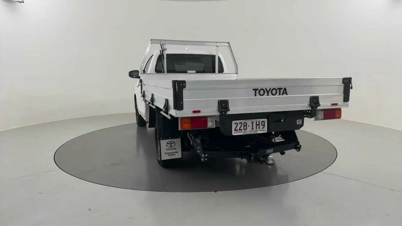 2023 Toyota Hilux Image 5