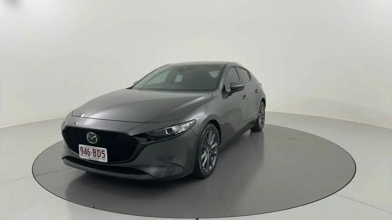 2021 Mazda 3 Image 1