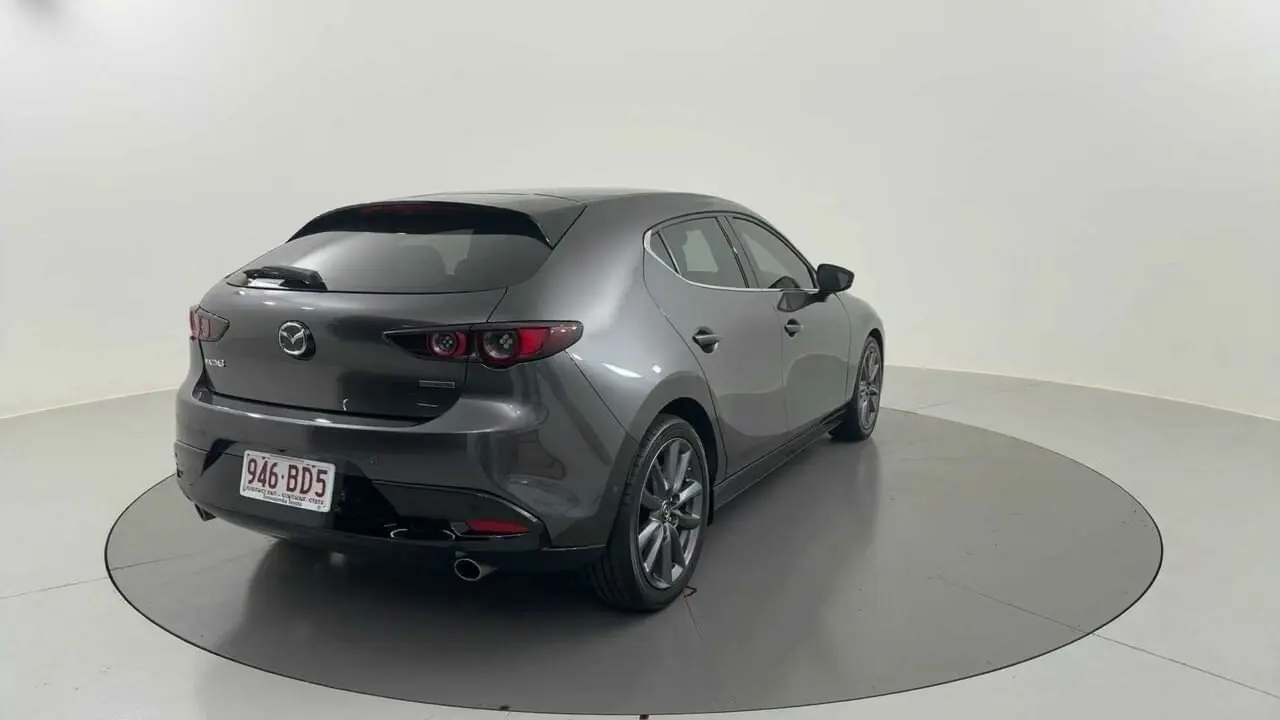 2021 Mazda 3 Image 6